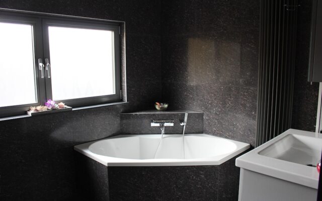 Luxe Gastenverblijf Kamerton