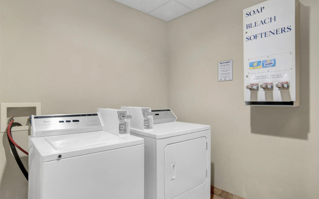 Best Western Opp Inn
