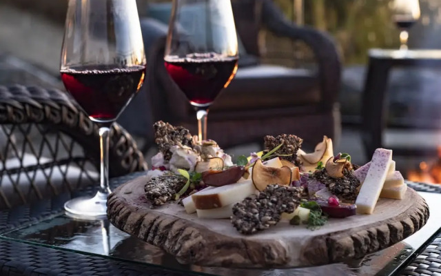 Muskoka Bay Resort