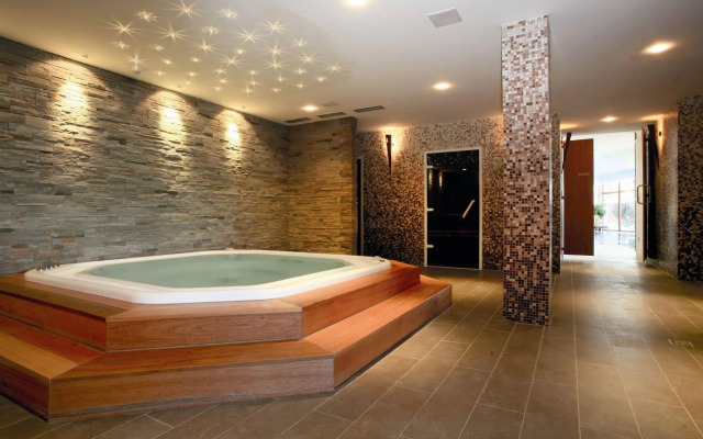 Hotel International