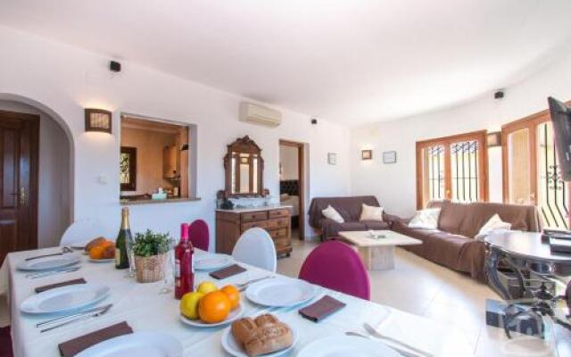 Abahana Villas Octavio