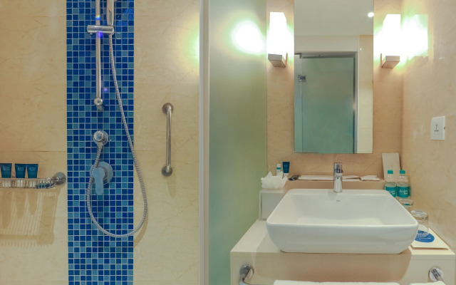 Holiday Inn Express Chennai Old Mahabalipuram Road