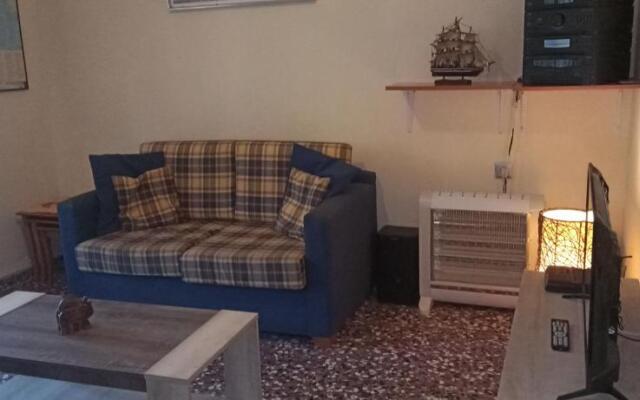 ''Mary's House'' Entire residence Olympiada Halkidiki Near to See 200m !
