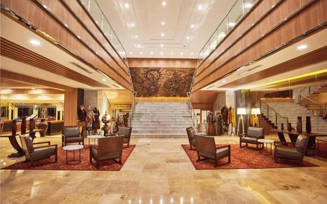 Patra Semarang Hotel & Convention