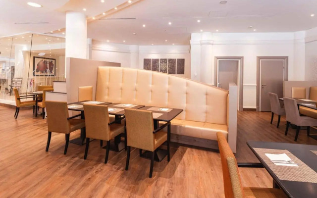 Отель Plaza Premium Wien