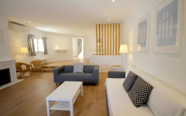 Villa Rosa A by amcf