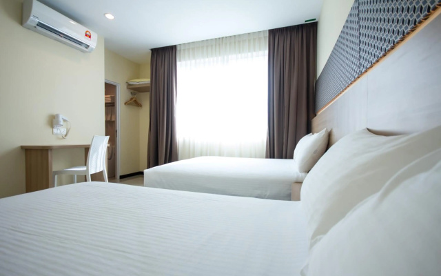 118 Hotel Macalister – Guest Rooms – George Town
