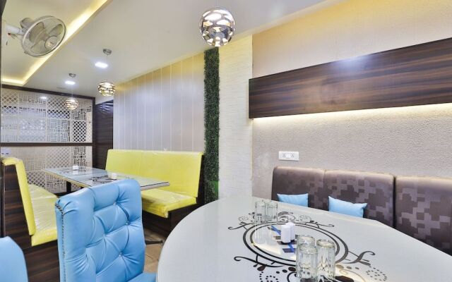 OYO 27633 Hotel Dan