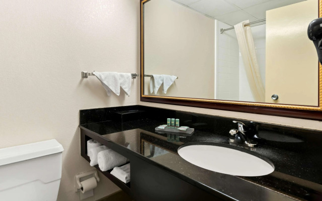 Best Western Riverside Inn