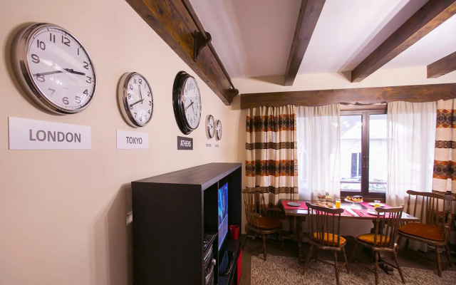 Spacious Apartment Next To Metro - Marousi