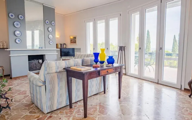 Villa Dora - Italian Homing