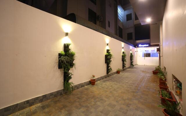 OYO 16536 Hotel Vasko