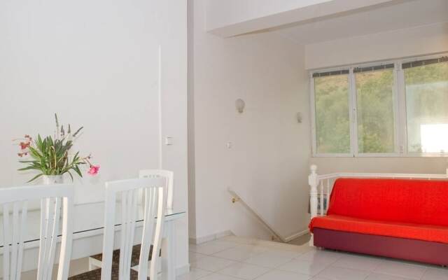 Stylish Flat Romantic Sunsets 300M To The Beach