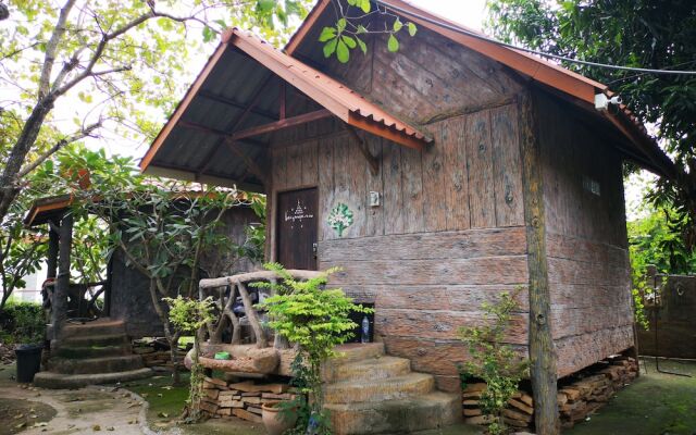 Pantang Resort