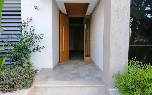 Bright & Stylish 1bd flat in Jardins De Carthage