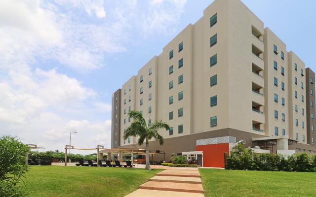 Holiday Inn Express Tuxpan, an IHG Hotel