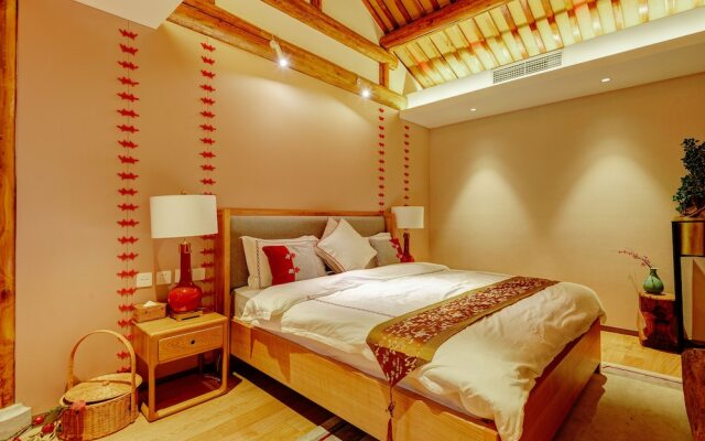 ISVARA Culture Homestay Suites