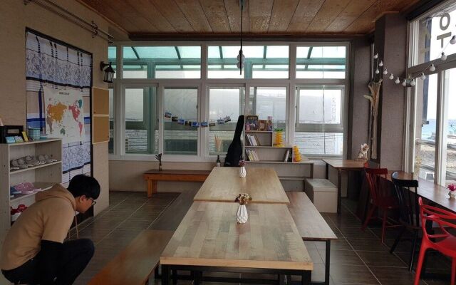 Woljeong view Guesthouse - Hostel