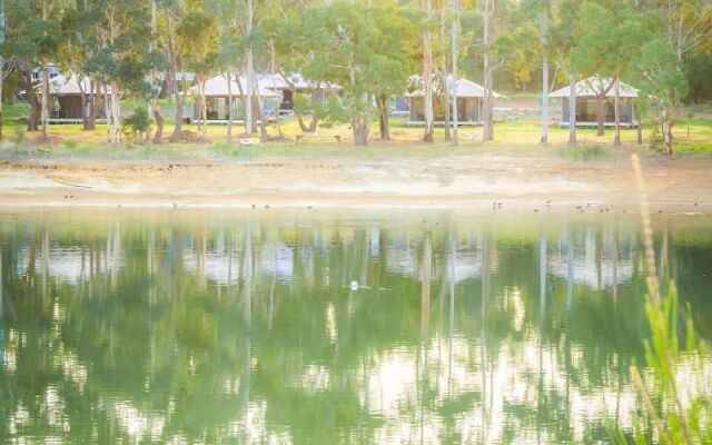 Olio Bello Lakeside Glamping