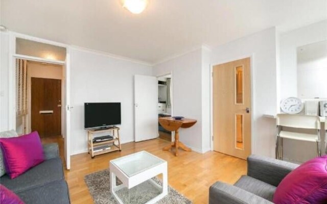 Piccadilly Holiday Apartment