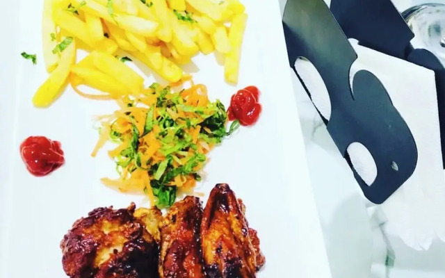 6129 Luxzri Apartment