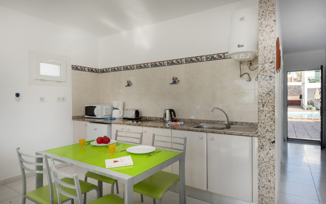 Rocas Blancas Apartments