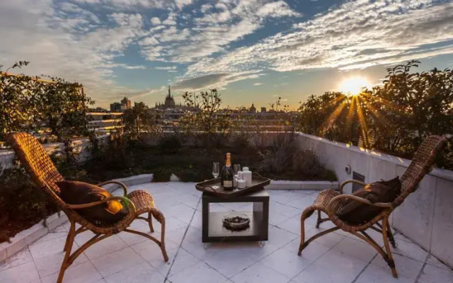 Temporary House – Penthouse Duomo View