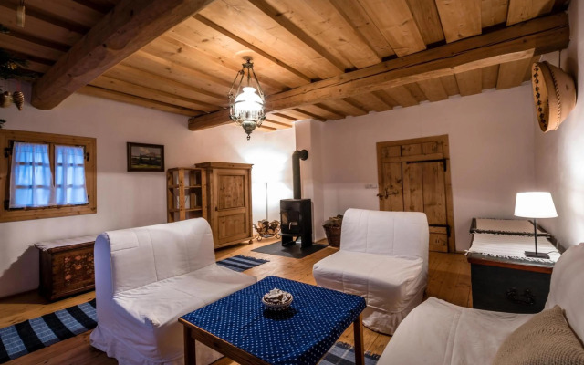 Drevenica Traditional Cottage Old Centre