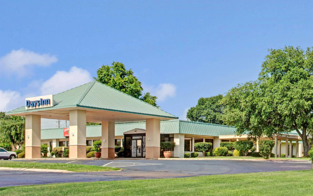 Days Inn by Wyndham Forrest City