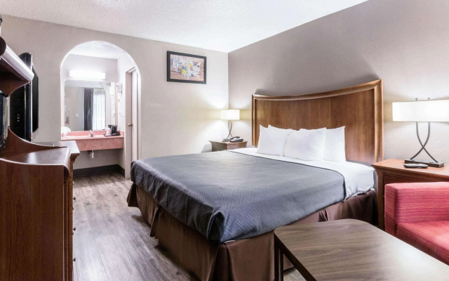 Econo Lodge Gainesville Downtown Area