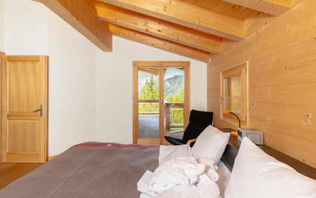 Crystal de Neige Luxury Chalet Spa & Jacuzzi