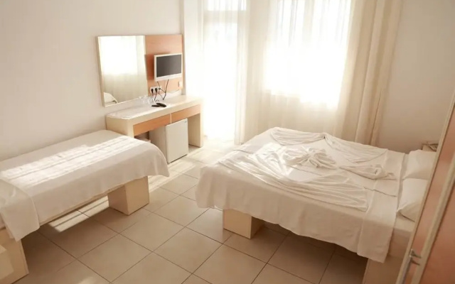 Simsek Hotel
