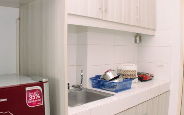 Warm And Simply Studio Room At Azalea Suites Apartment