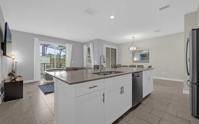 Luxury Davenport Home Perfect Family