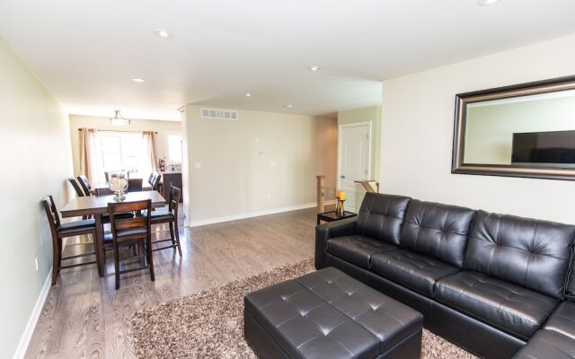Crystal Beach Executive Cottage