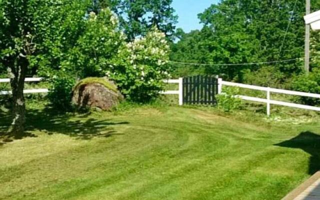Three-Bedroom Holiday home in Gamleby 2