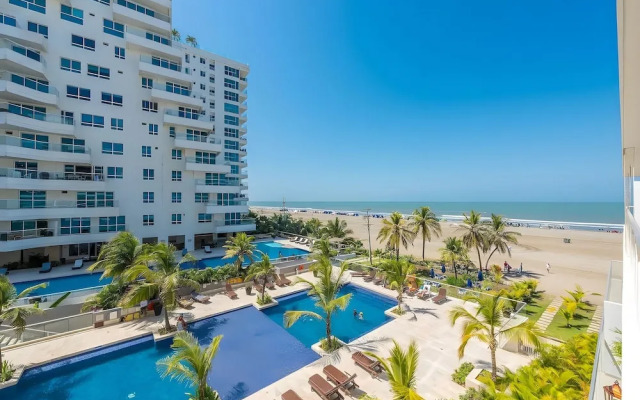 Condominio frente al mar  Morros Epic.