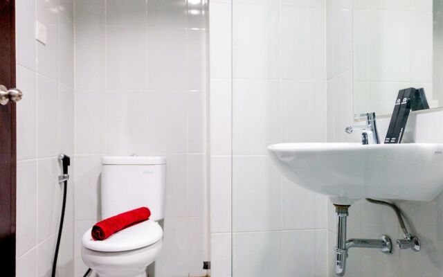 Homey Studio at Casa De Parco Apartment