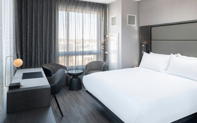 AC Hotel by Marriott Portsmouth