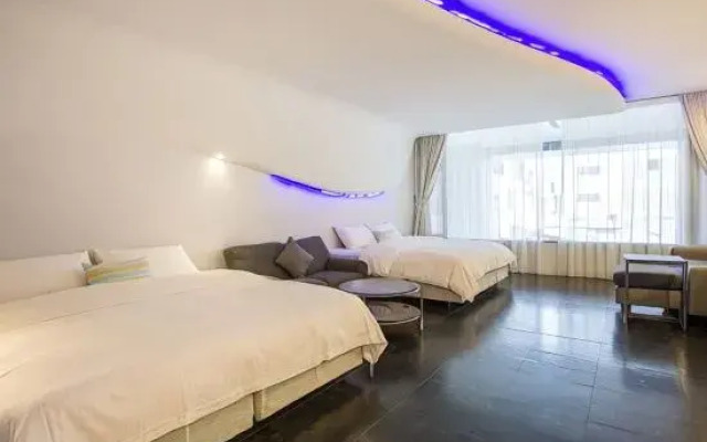 Modena Hostel