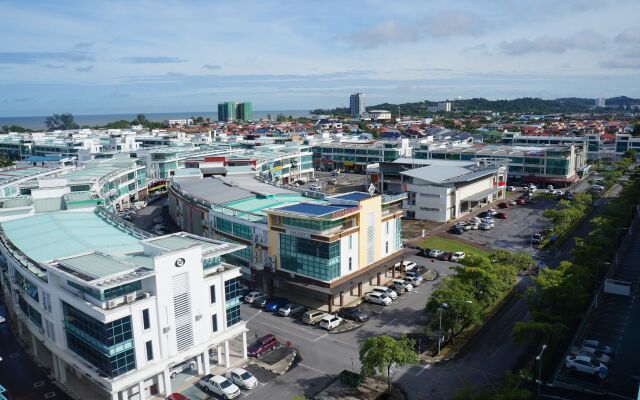 Greens Hotel & Suites