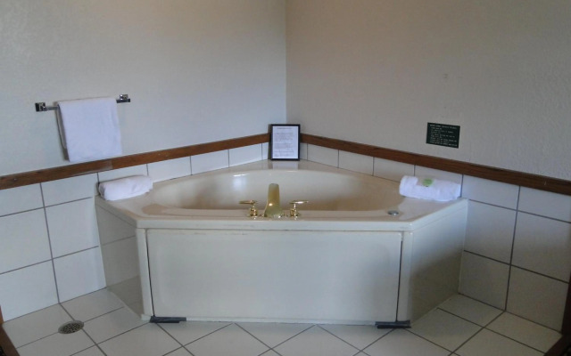 Oscoda Lakeside Hotel