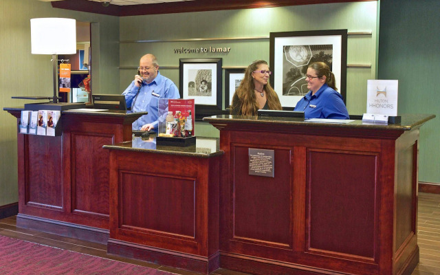 Hampton Inn & Suites Lamar