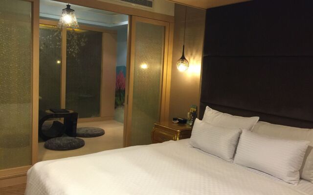 Discovery Motel - Yanping