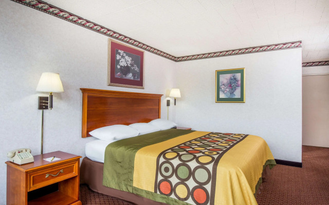 Travelodge by Wyndham Ridgeway Martinsville Area
