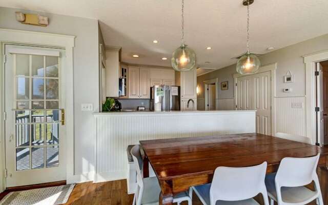 146 S. Fletcher - 3 Br Bungalow