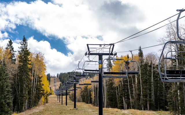 The Sunrise Retreat by Vtrips