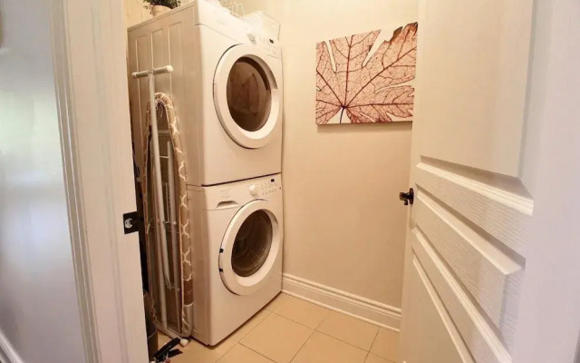 Condo Vélo-Golf-Ski Montagne Bromont - NAVETTE INCLUSE EN HIVER!