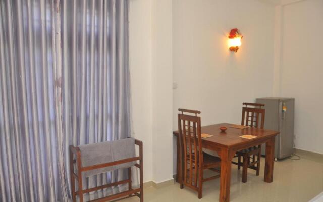 Hiru Resort Inn Unawatuna