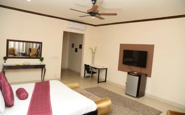 Westin Suites